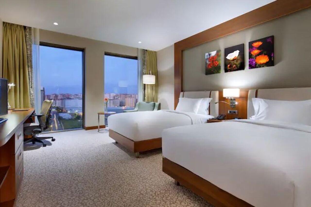 Hilton Garden Inn Istanbul Beylikduzu Екстер'єр фото