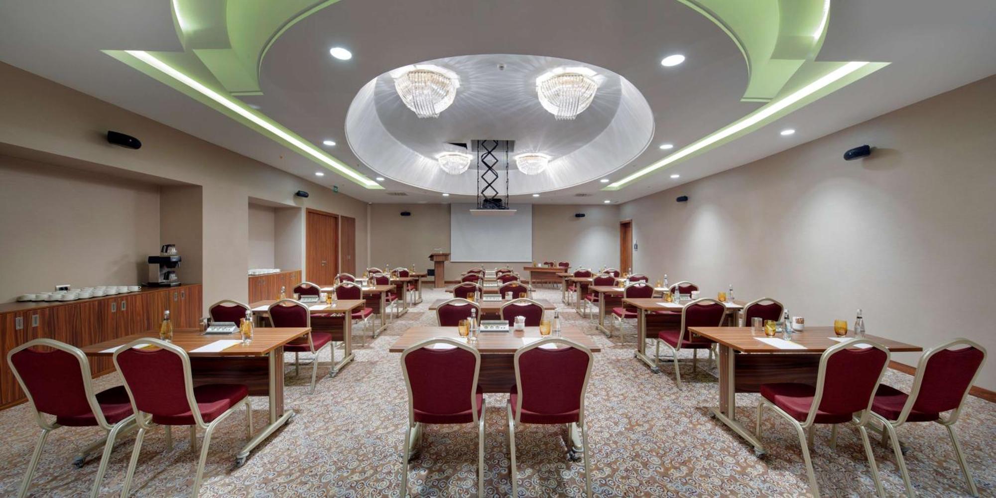 Hilton Garden Inn Istanbul Beylikduzu Екстер'єр фото