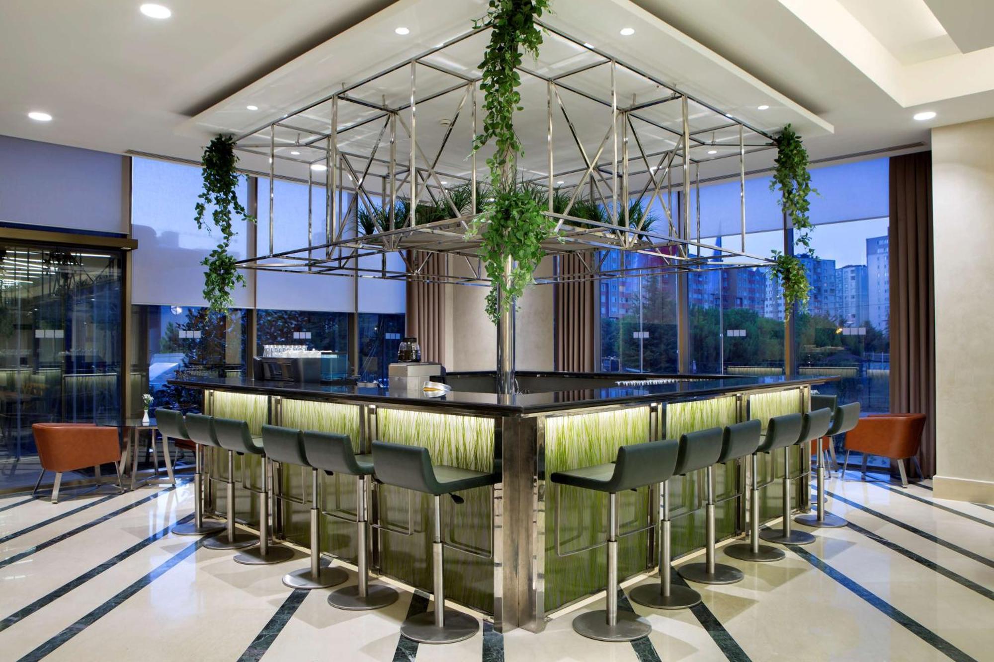 Hilton Garden Inn Istanbul Beylikduzu Екстер'єр фото