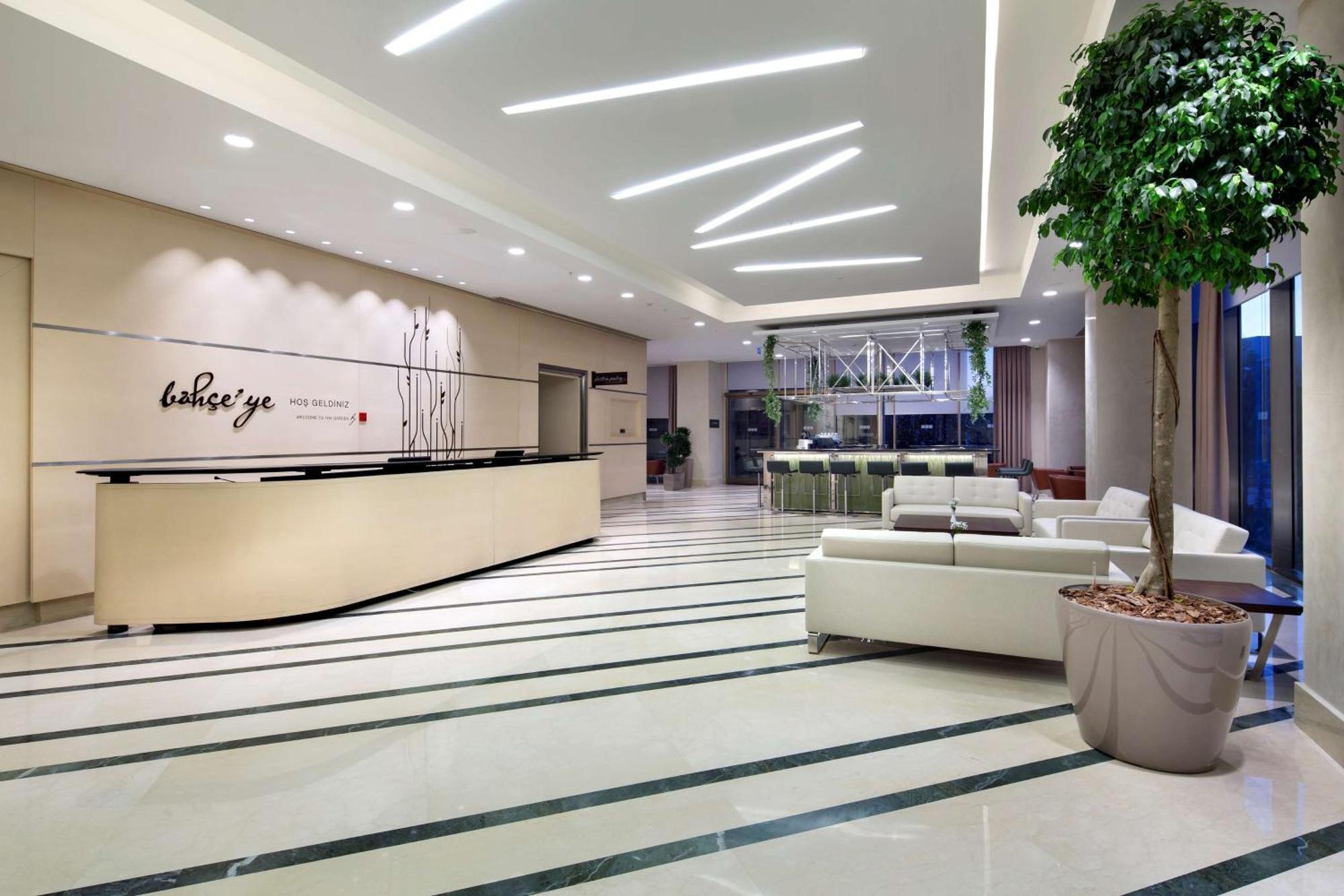 Hilton Garden Inn Istanbul Beylikduzu Екстер'єр фото