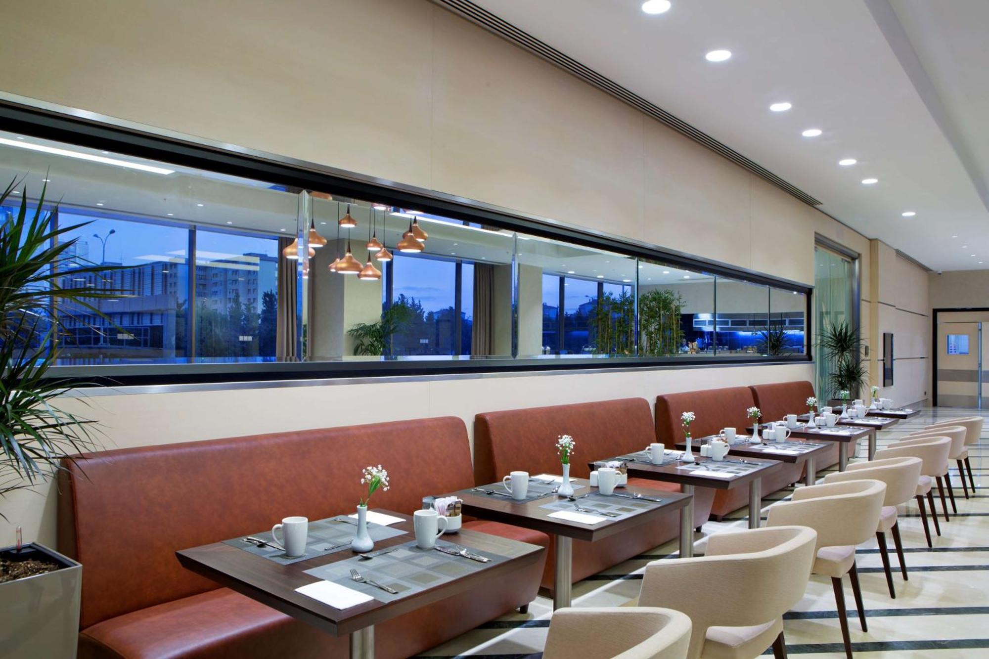 Hilton Garden Inn Istanbul Beylikduzu Екстер'єр фото