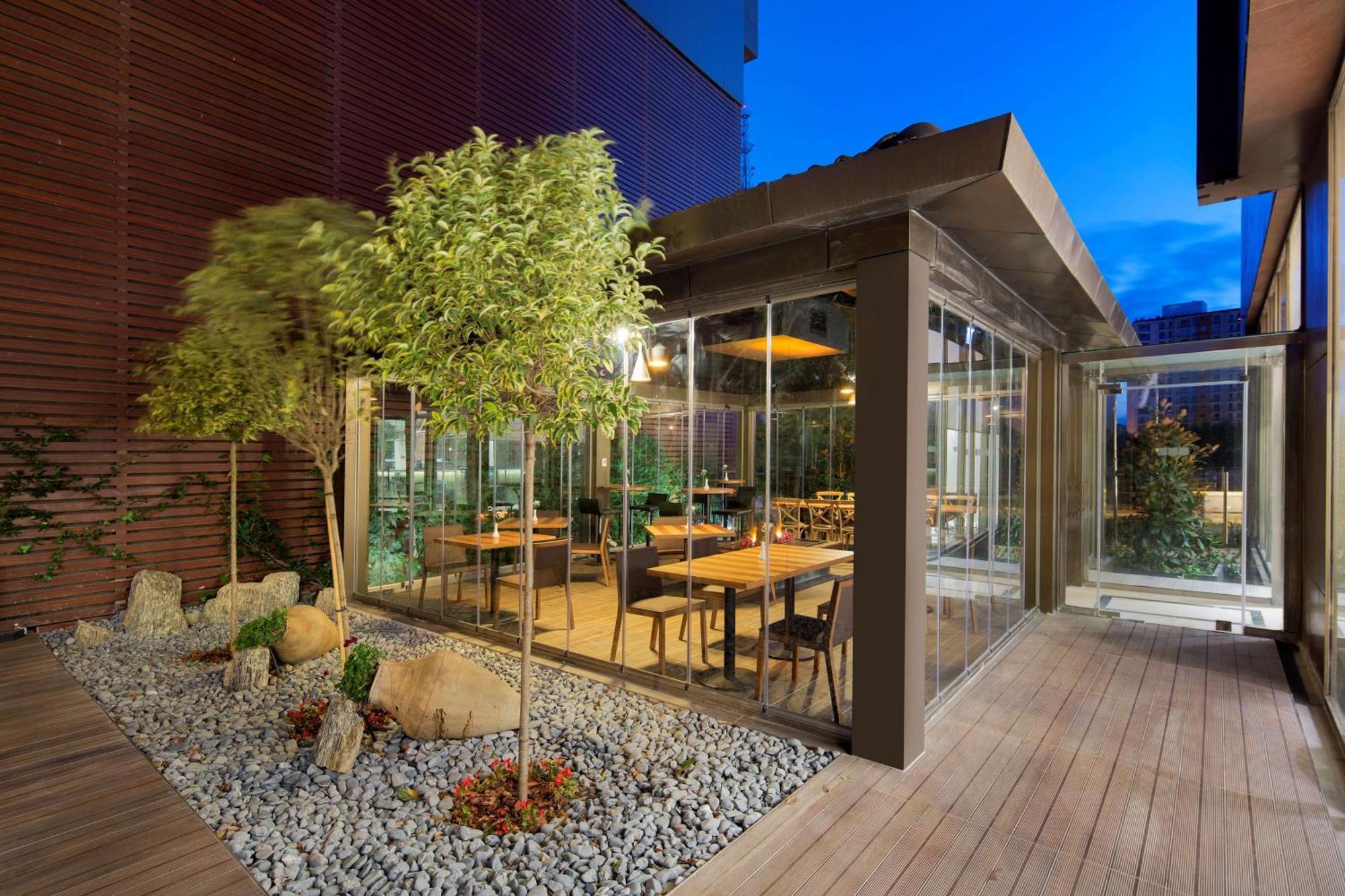 Hilton Garden Inn Istanbul Beylikduzu Екстер'єр фото