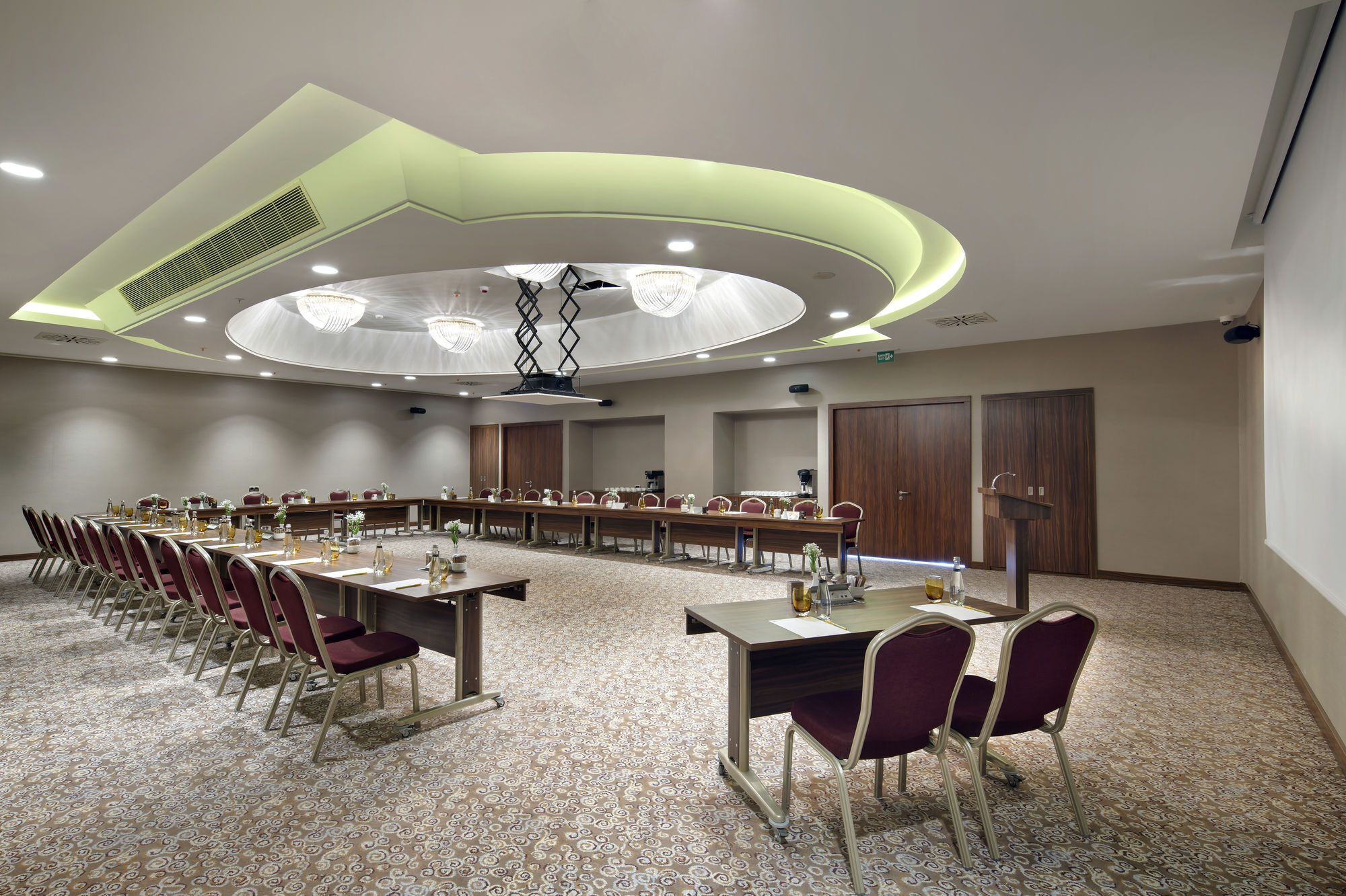 Hilton Garden Inn Istanbul Beylikduzu Екстер'єр фото