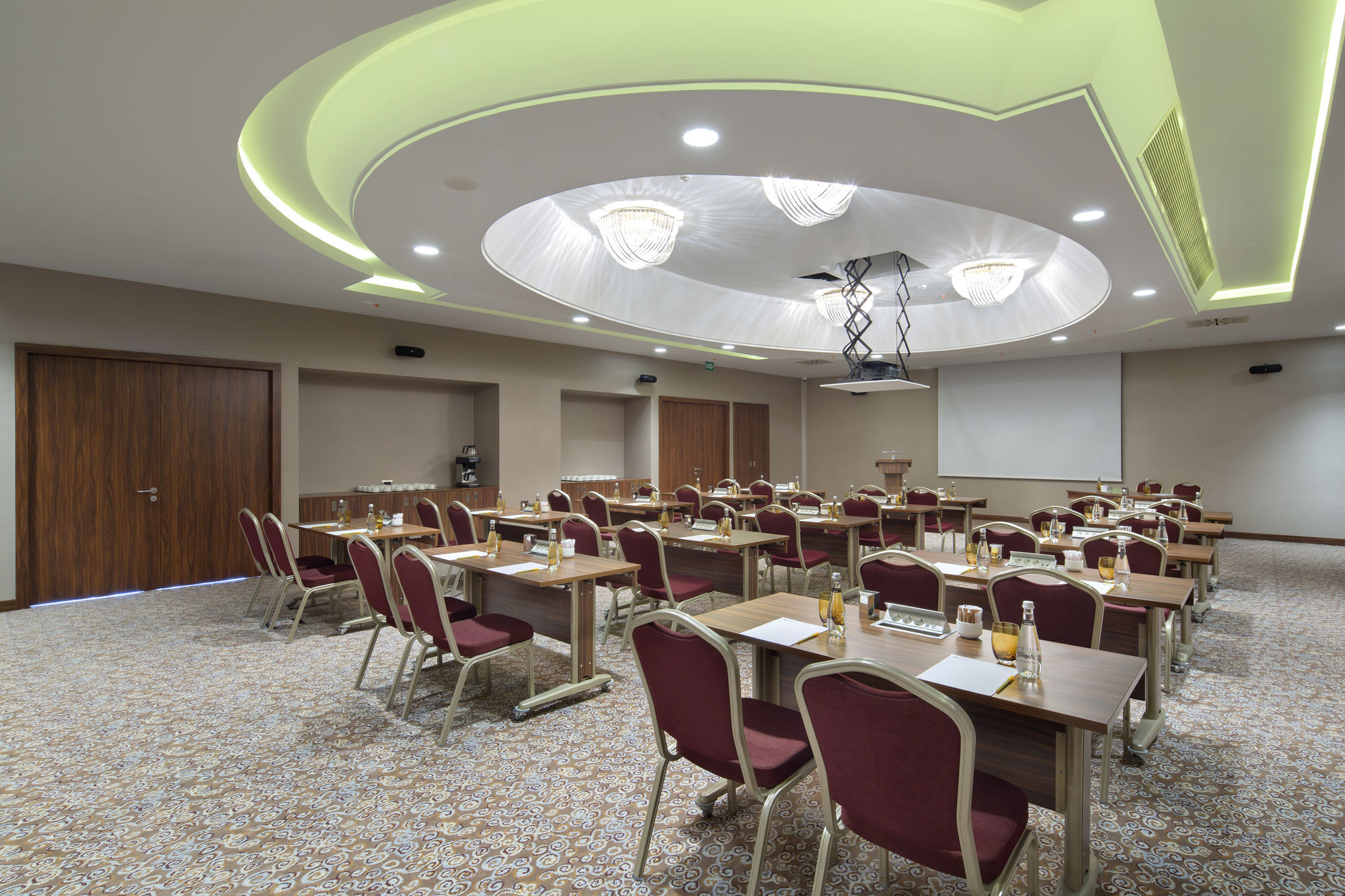Hilton Garden Inn Istanbul Beylikduzu Екстер'єр фото