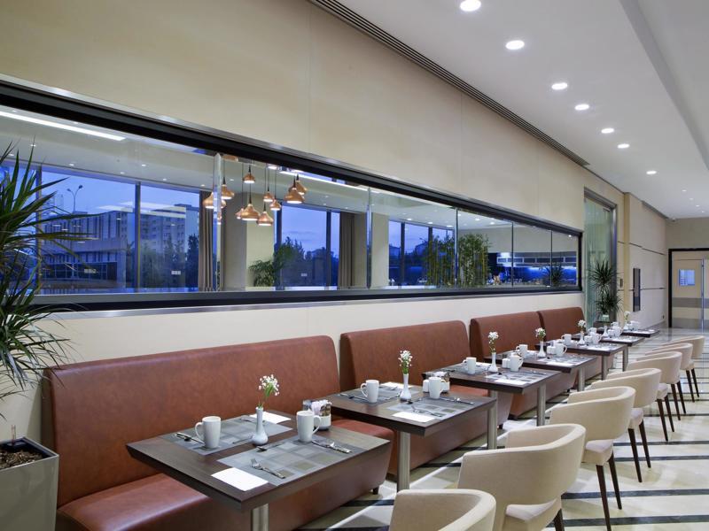 Hilton Garden Inn Istanbul Beylikduzu Екстер'єр фото